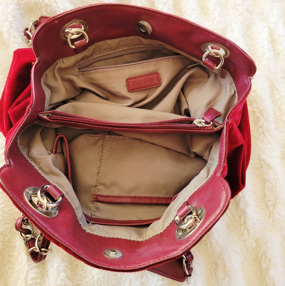 Nicole Miller Cranberry Red Velvet Shoulder Bag W Silver Chain Straps - Picture 8 of 12